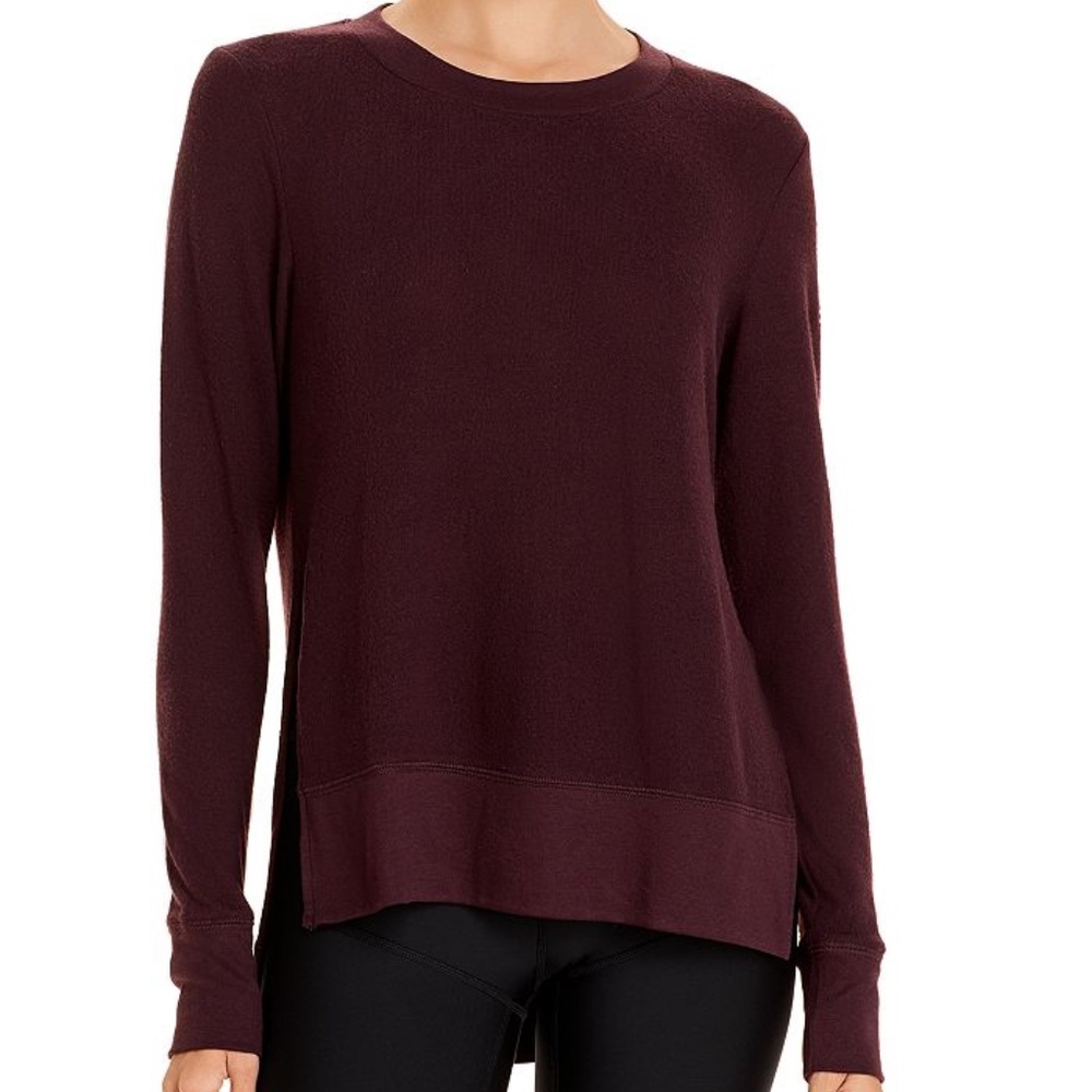 Alo Yoga Glimpse Long Sleve in Oxeblood